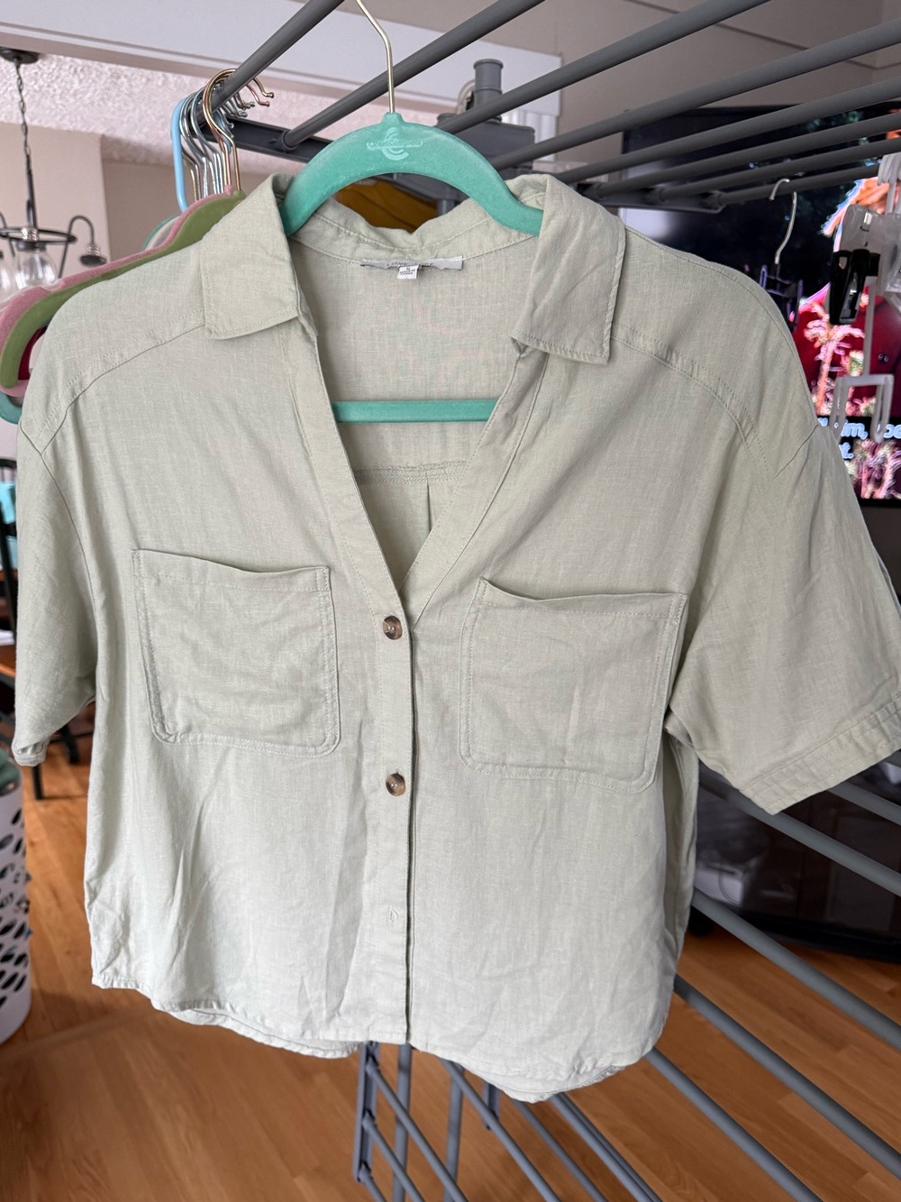 Light Sage Button-Front Crop Shirt - Women